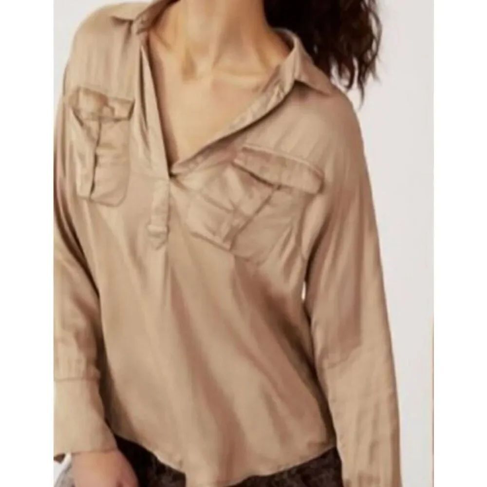 NWOT Anthropologie Blouse Women's XS Champagne Satin Relaxed Split Back